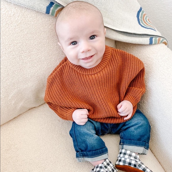 Meet Your Seller! 🤍 - Picture 3 of 5